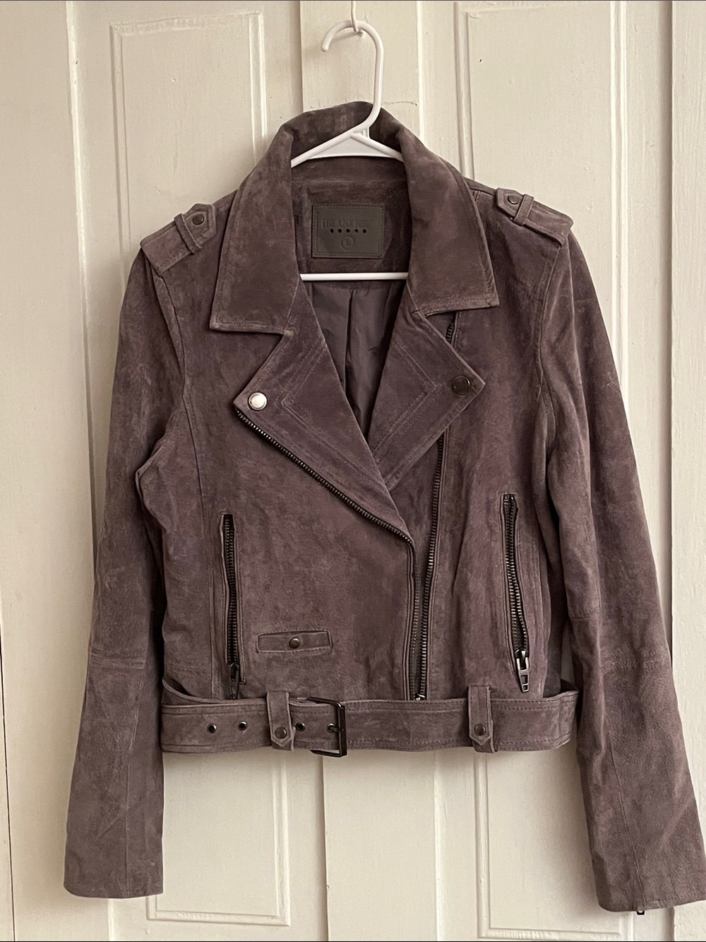 Blank NYC Suede Moto Jacket - Taupe Gray zippered sleeves and pocket